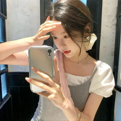 四片羽毛